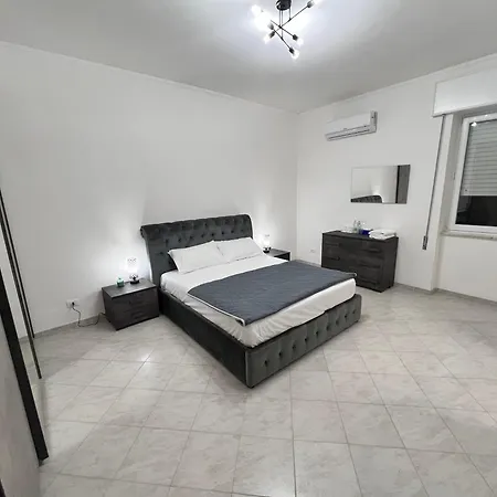 Adam Bed and breakfast *